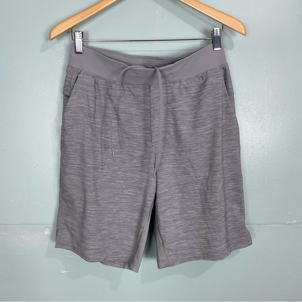 Lululemon THE Short Gray Sz M M7AAWS